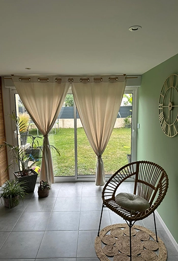 Salon vert et bois